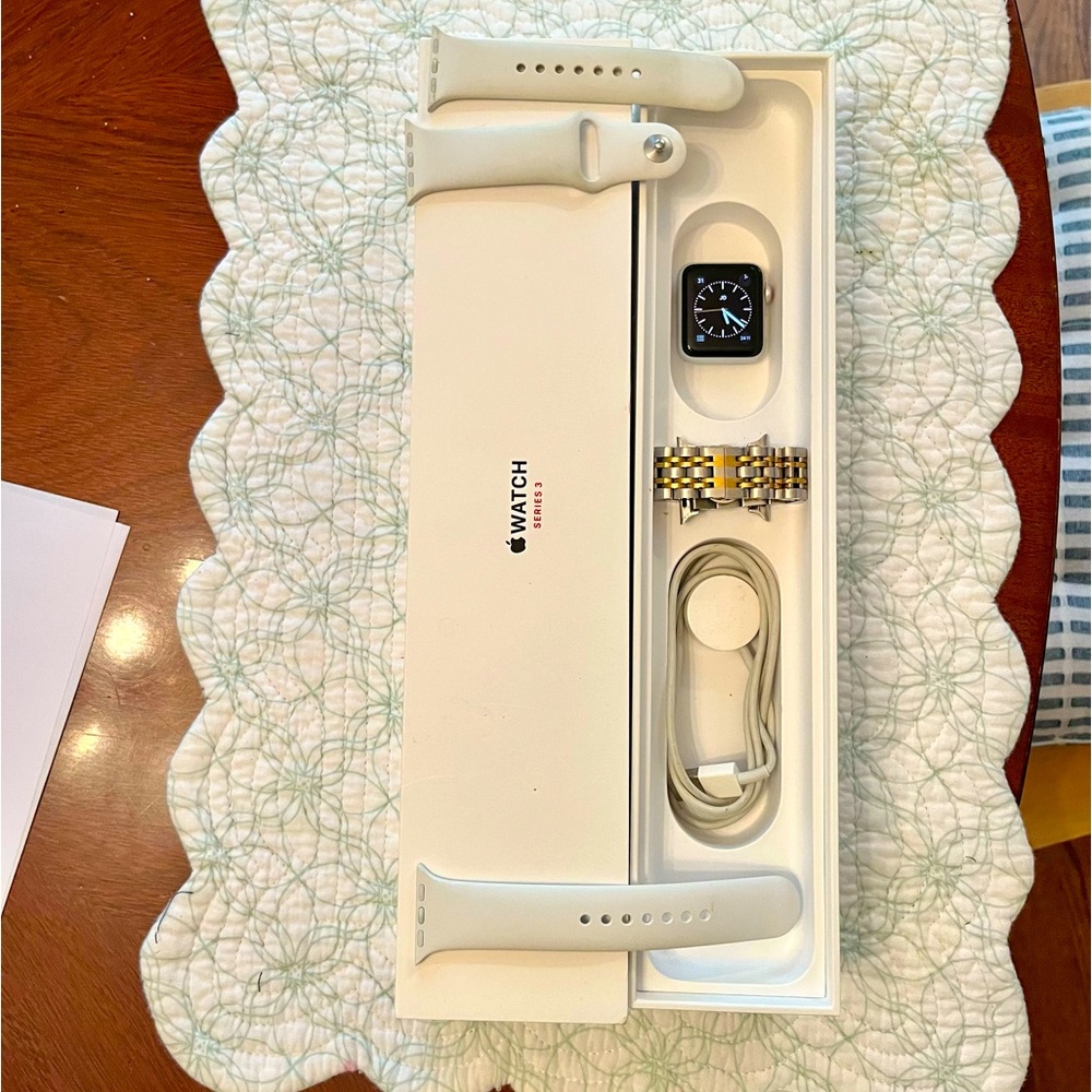 Apple Watch 3 Series with Accessories & Dress band